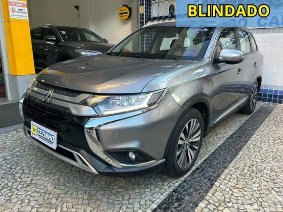 MITSUBISHI OUTLANDER 2.0 MIVEC GASOLINA HPE AUTOMÁTICO MITSUBISHI OUTLANDER 2.0 MIVEC GASOLINA HPE AUTOMÁTICO